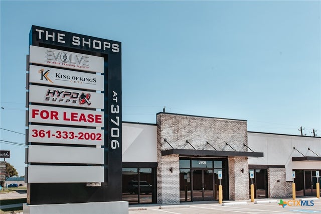 3706 N Navarro Street 100, Victoria