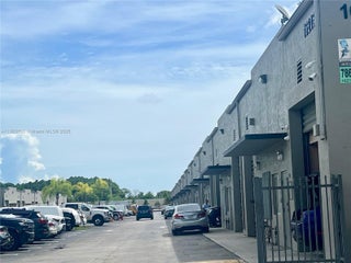 Photo of Listing #A11883800