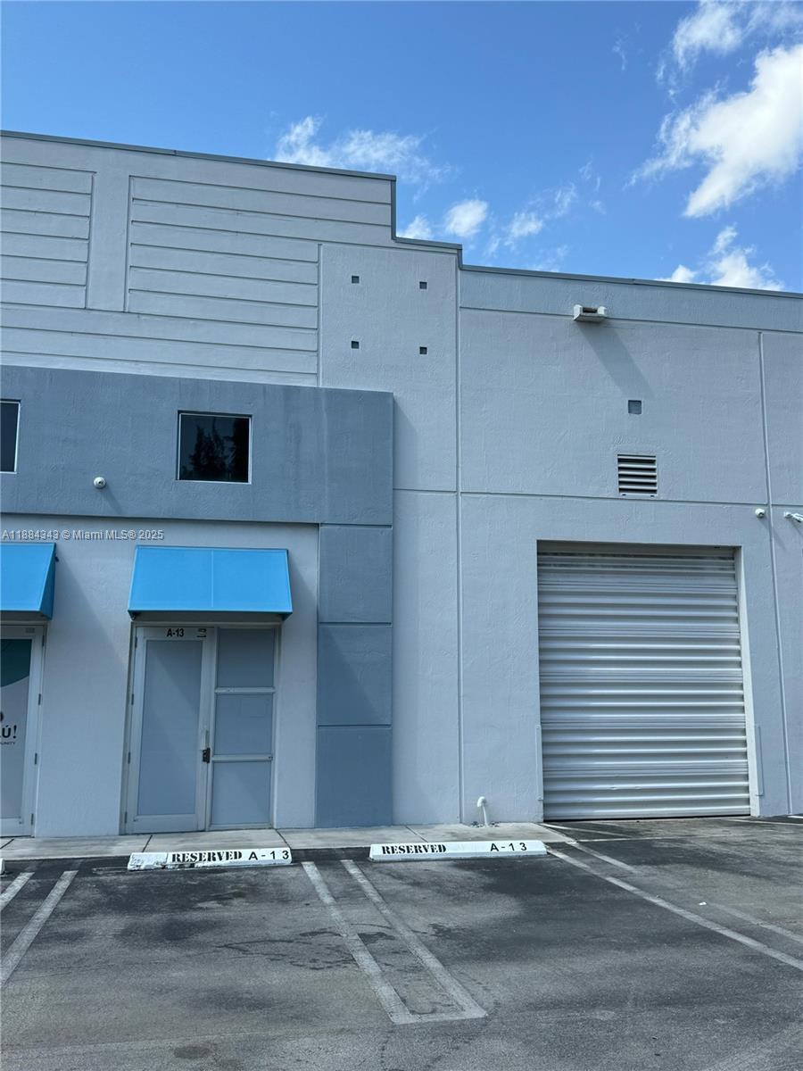 2385 Nw 70th Ave 13, Miami