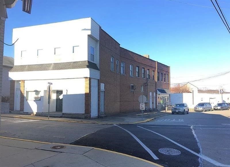 300 Longfellow Street, Vandergrift