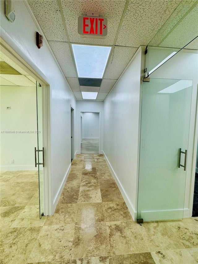 5 of 8 - 440 Sawgrass Corporate Pkwy 108, Sunrise, FL