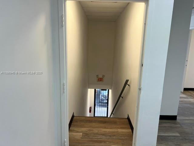 3 of 16 - 2001 N Dixie Hwy, Pompano Beach, FL