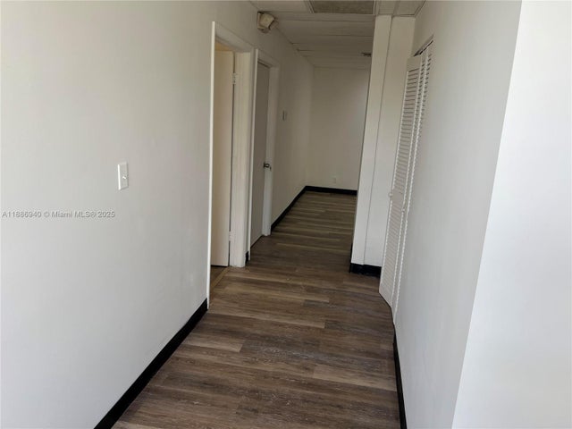 5 of 16 - 2001 N Dixie Hwy, Pompano Beach, FL