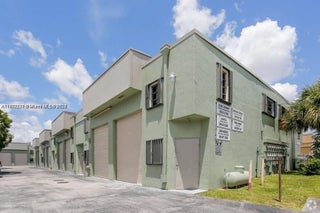 Photo of Listing #A11888131