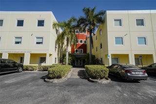 Photo of Listing #A11888535