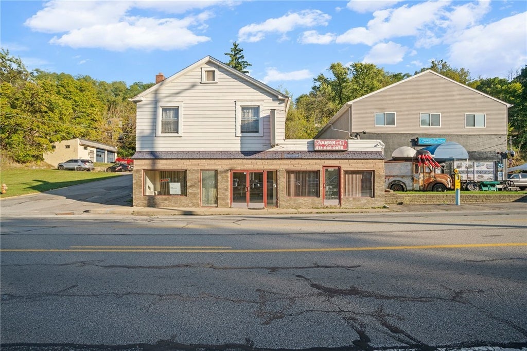 3269 Library Road, Castle Shannon