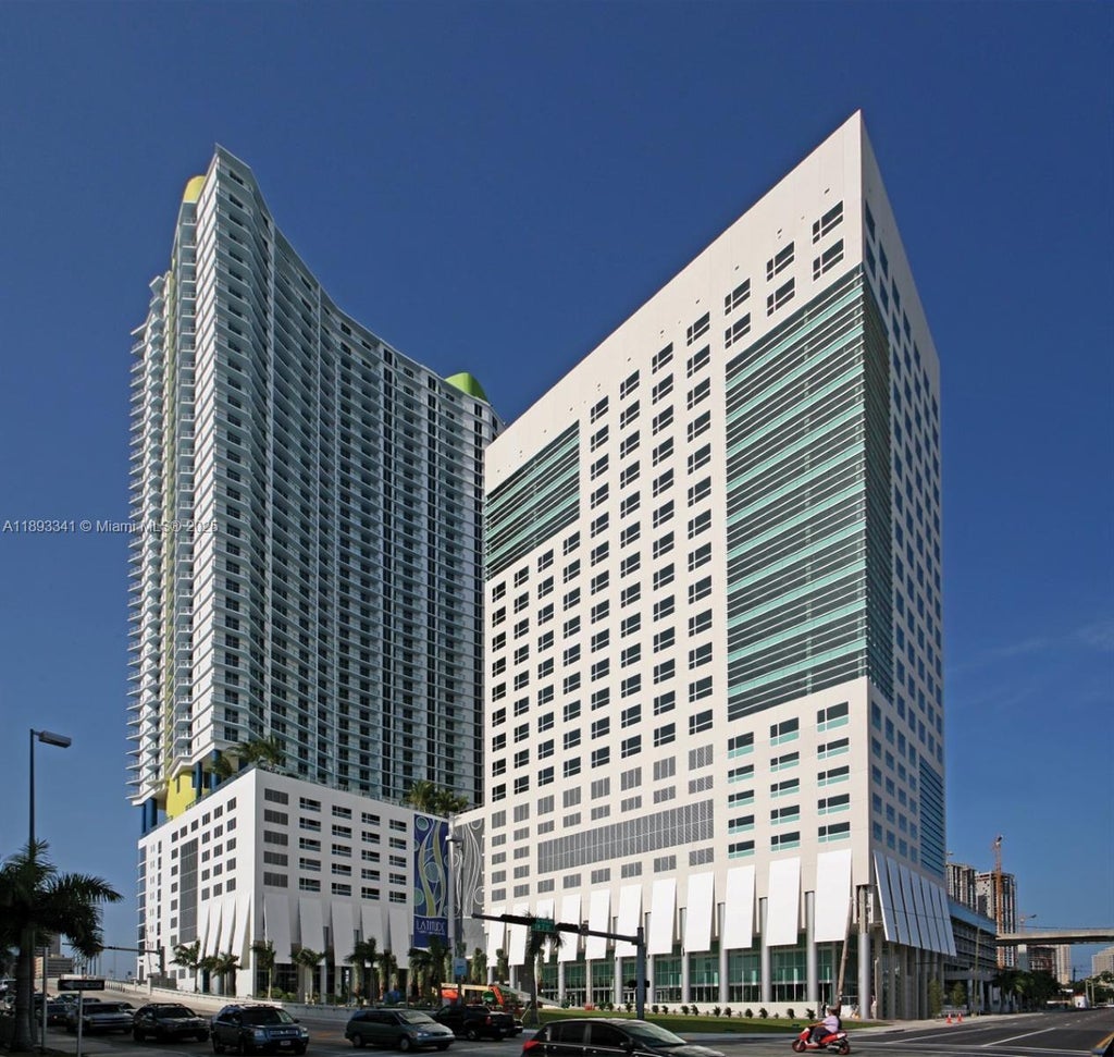 175 Sw 7th St 1806/1807, Miami