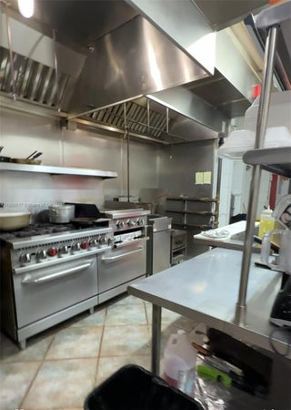 Photo of Listing #A11893517