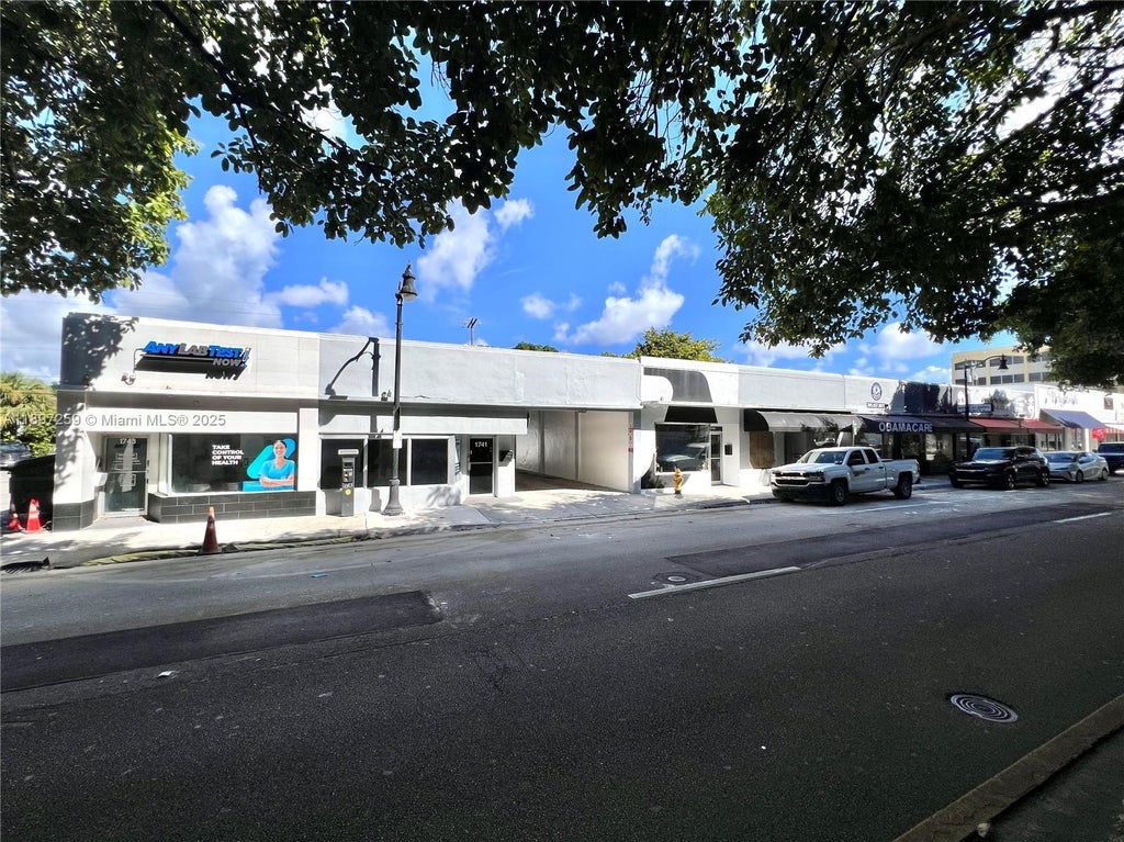 1727-1743 Coral Way, Miami