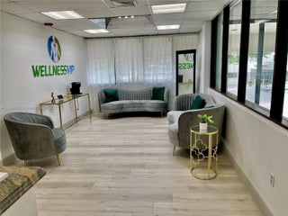 Photo of Listing #A11899663