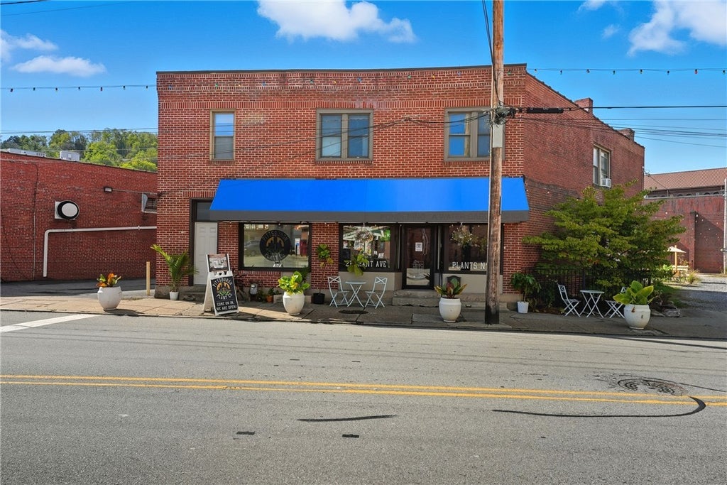 21 Grant Avenue, Etna