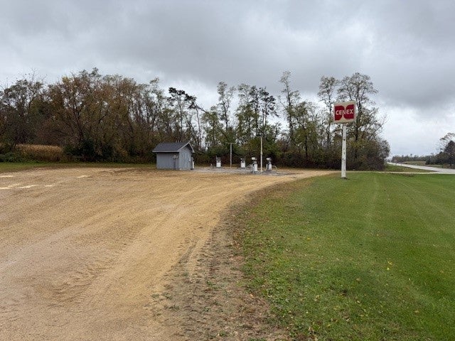 737 W State Road 88, Mondovi
