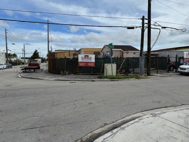2484 Nw 21st Ter, Miami