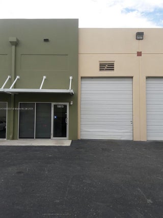 Photo of Listing #A11902037