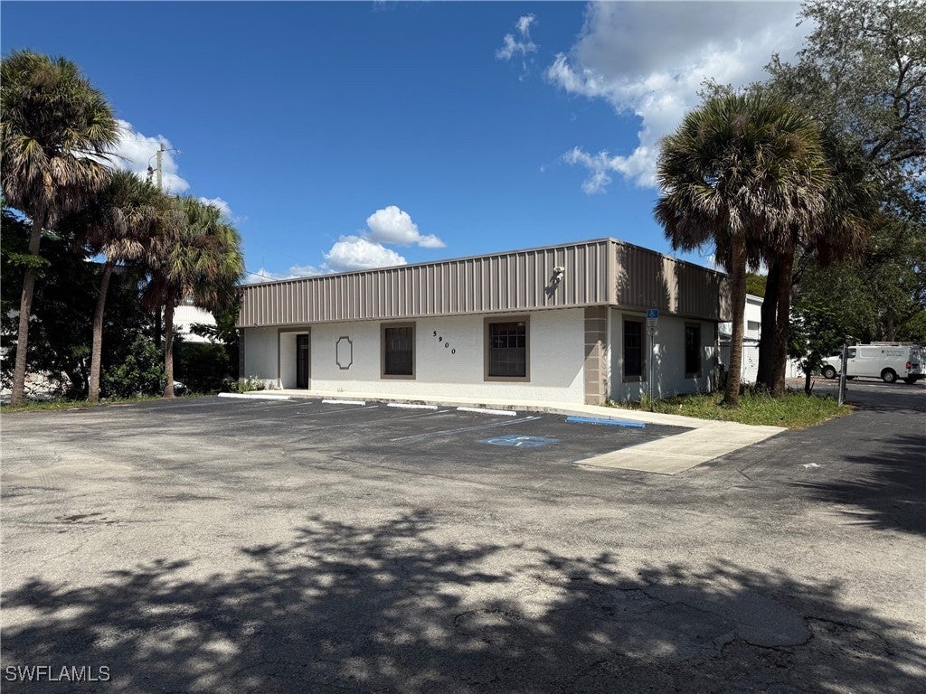 5900 Taylor Rd, Naples
