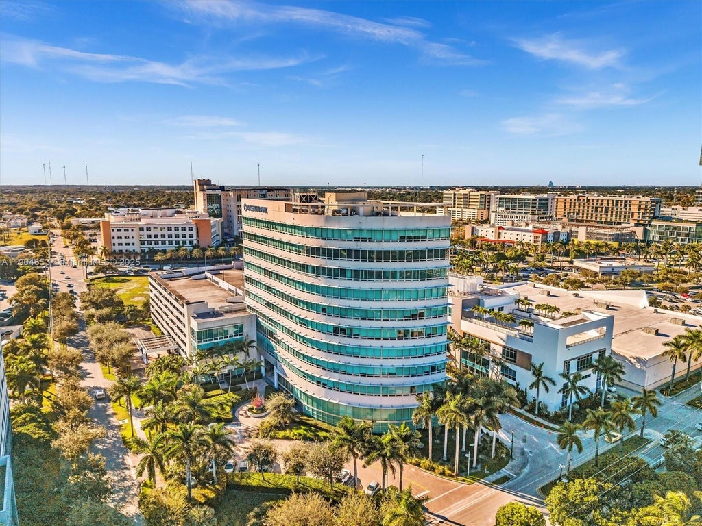 20900 Ne 30th Ave 207, Aventura