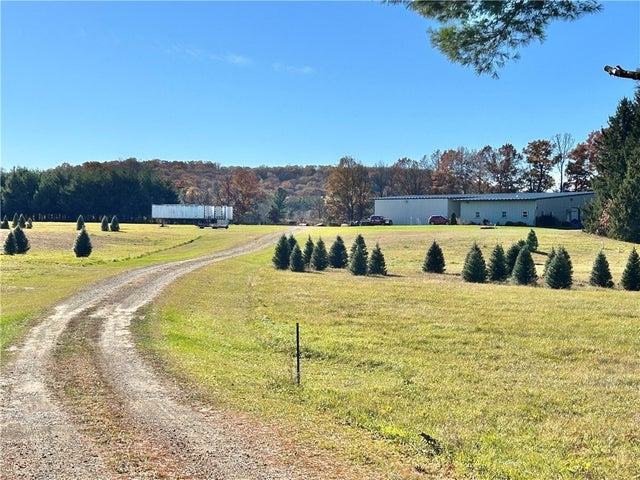 W13090 Shady Glen Road, Hixton