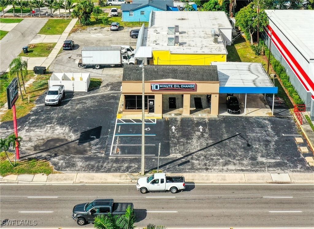 3018 Cleveland Ave, FORT MYERS