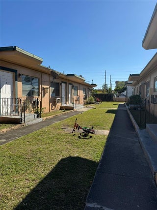 Photo of Listing #A11917044