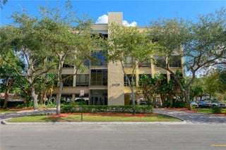 Photo of Listing #A11922776