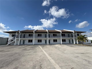 Photo of Listing #A11927924