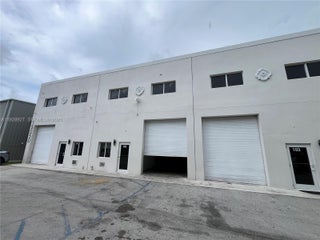 Photo of Listing #A11928927