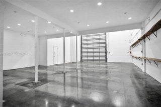 Photo of Listing #A11933103