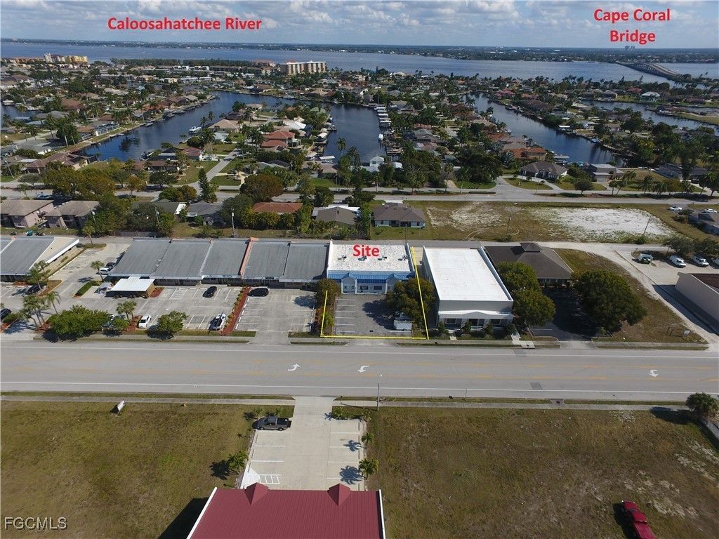 4427 Se 16th Pl 2 And 4, Cape Coral