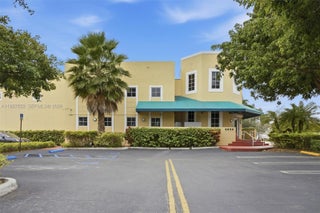 Photo of Listing #A11927652