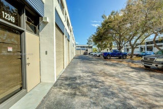 Photo of Listing #A11949440