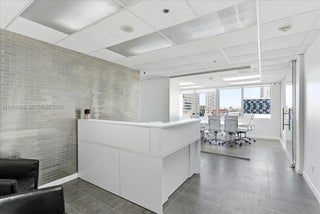 Photo of Listing #A11958893