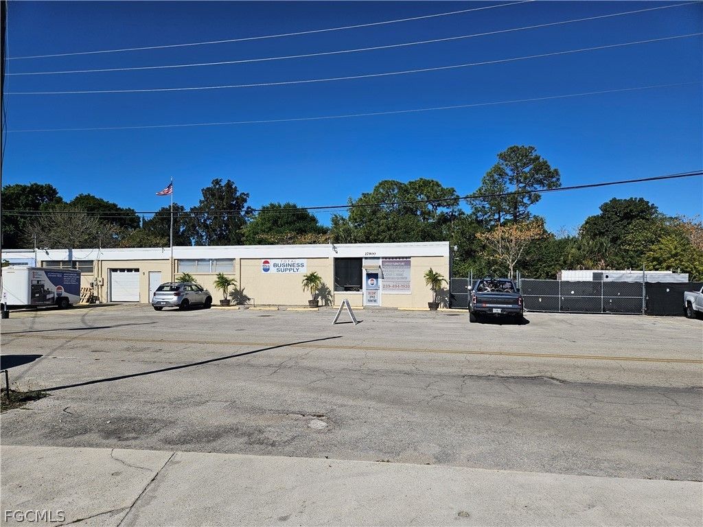 27900 Industrial St, Bonita Springs