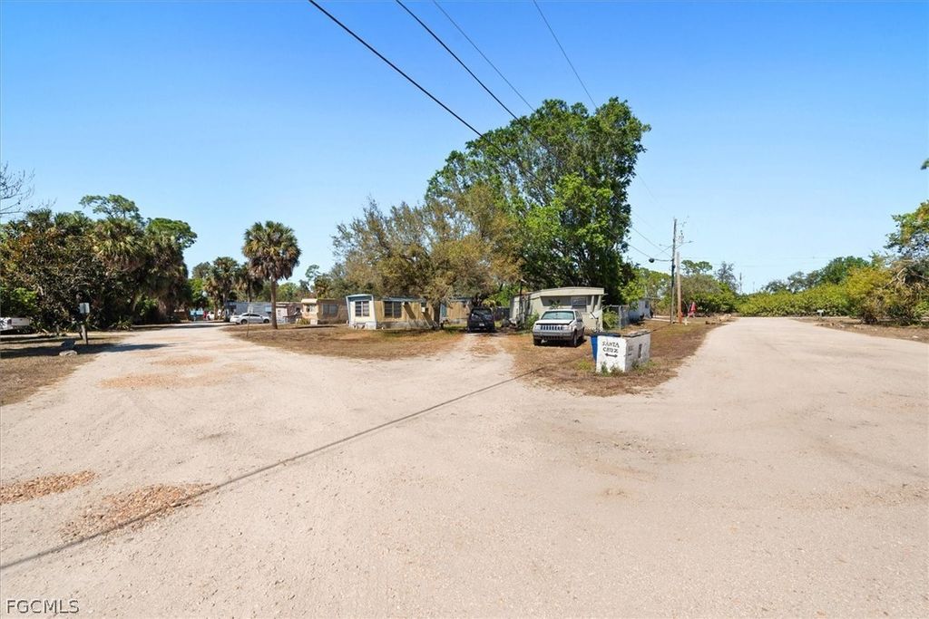 344-380 San Jose St, NORTH FORT MYERS