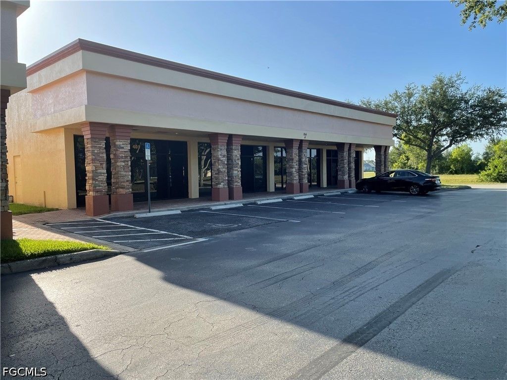 814 Sw Pine Island Rd 401/402, 403/404, Cape Coral