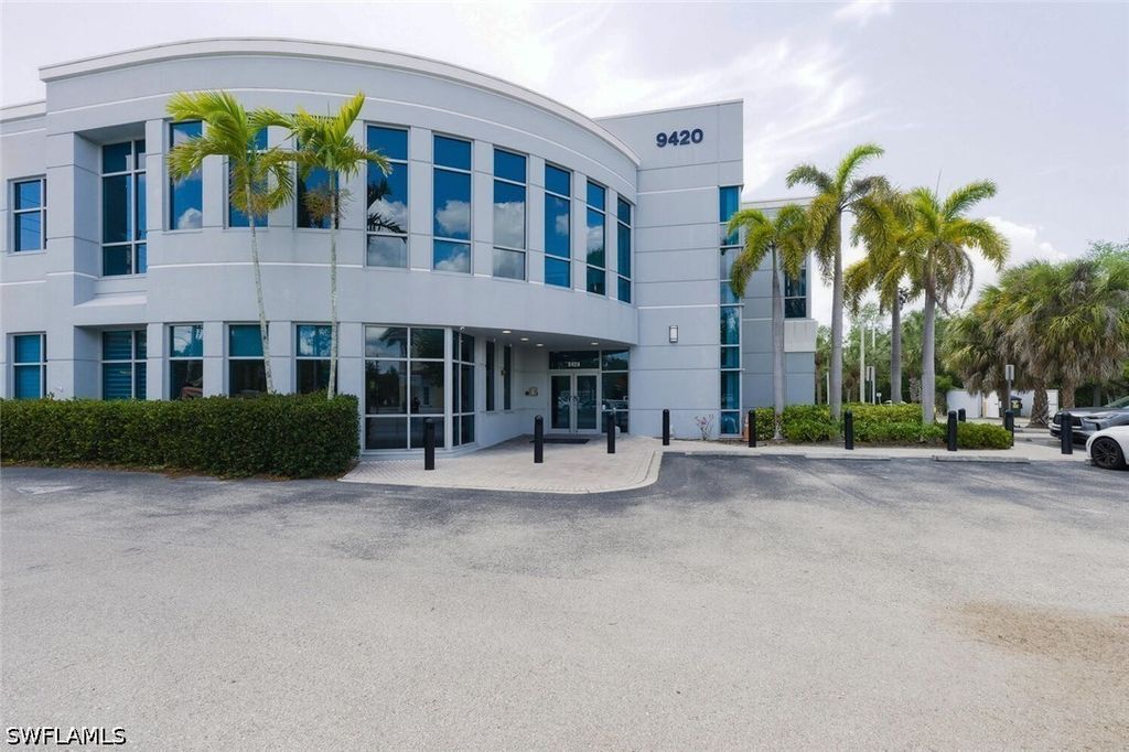 9420 Bonita Beach Rd Se, Bonita Springs