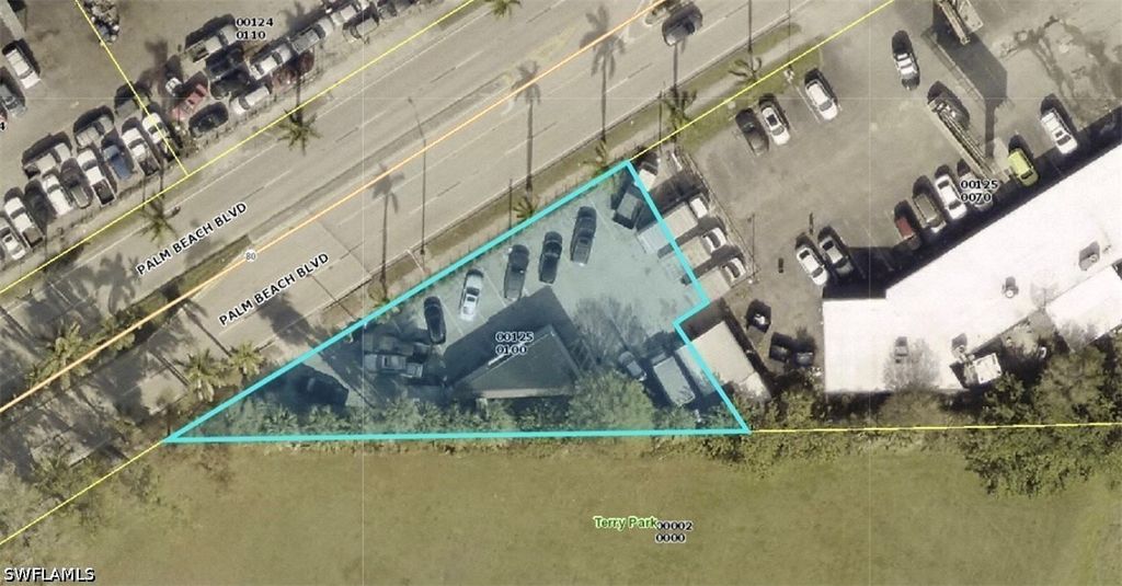 3426 Palm Beach Blvd, Fort Myers
