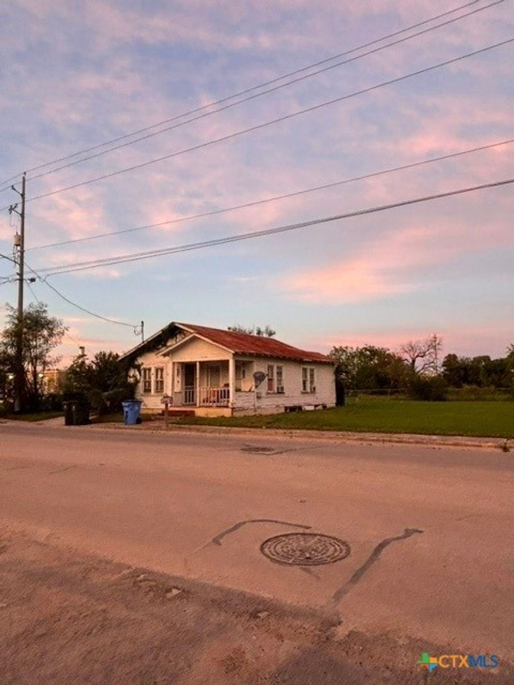 1405 1315 N Guadalupe Street, Seguin