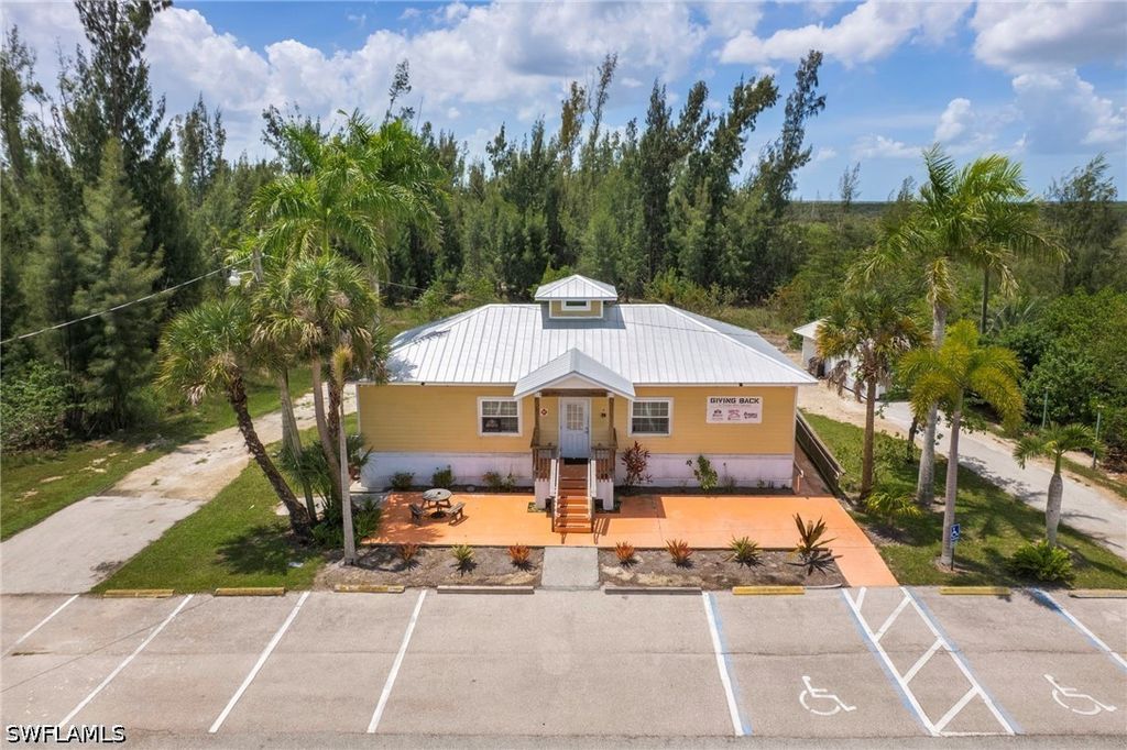 3640 Sw Pine Island Rd, Cape Coral