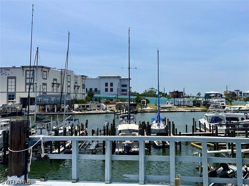 1122 Main St, Fort Myers Beach