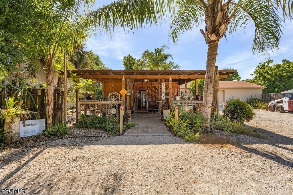 17131 Slater Rd, NORTH FORT MYERS