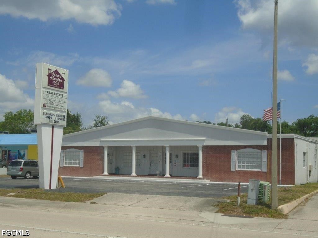 1415 Colonial Blvd 2, Fort Myers