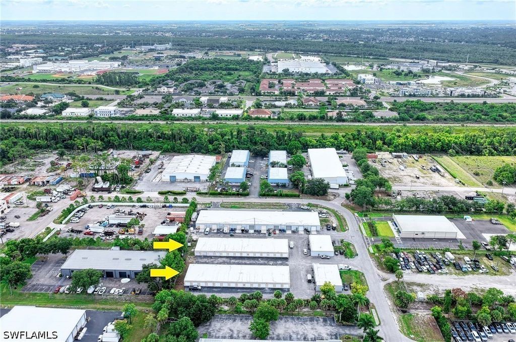 2245/2243 Bruner Ln, Fort Myers
