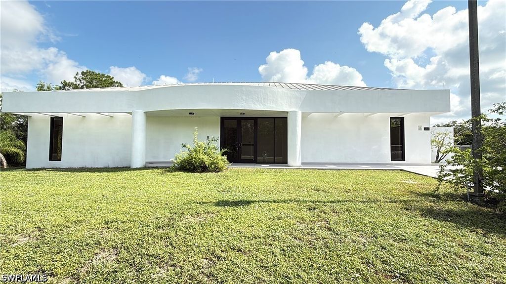 3205 Beck Blvd, Naples