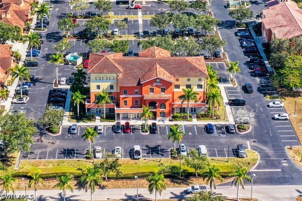 9401 Corkscrew Palms Cir, Estero