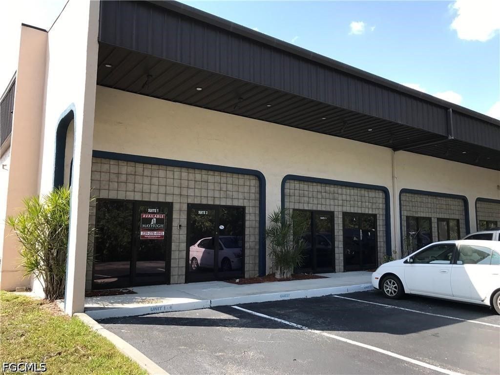 12165 Metro Pkwy 1-4, Fort Myers