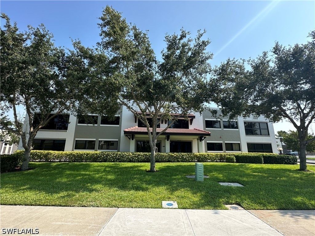 16131 Performance Way 15, Naples