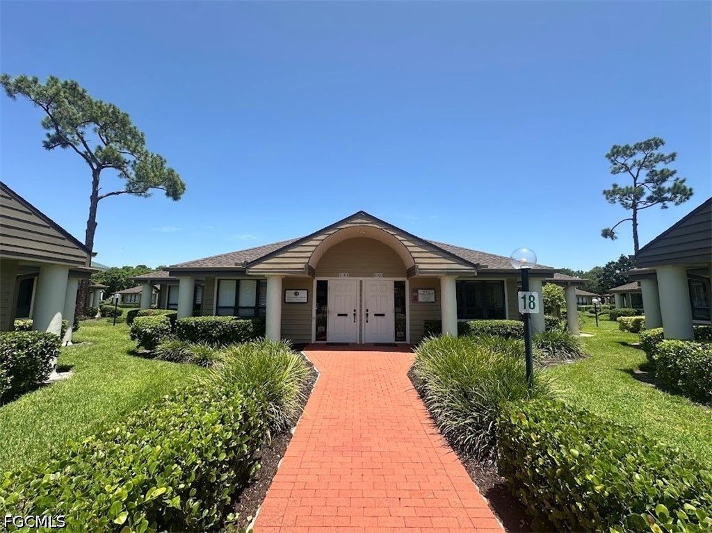 12611/613 New Brittany Blvd, FORT MYERS