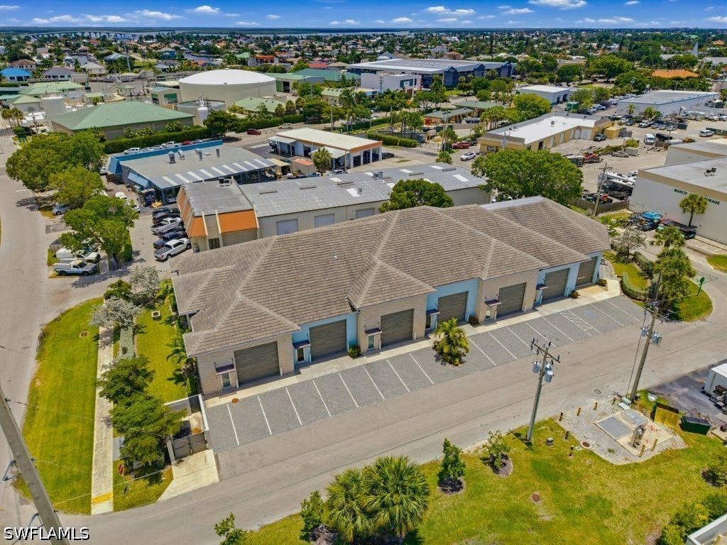 921 Windward Dr 2, Marco Island