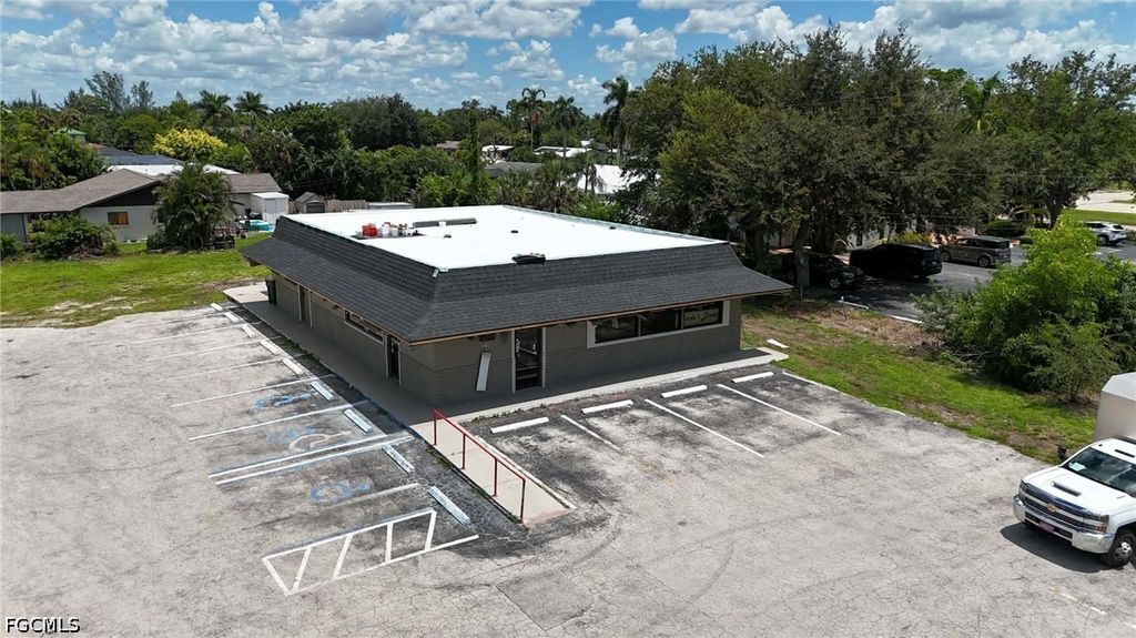 16541 San Carlos Blvd, Fort Myers