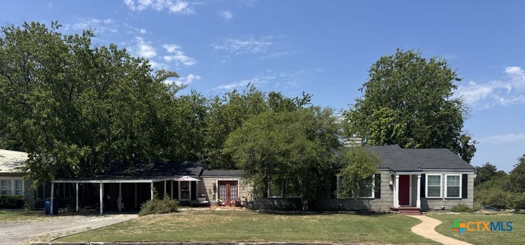 1110 Stonewall Street, New Braunfels